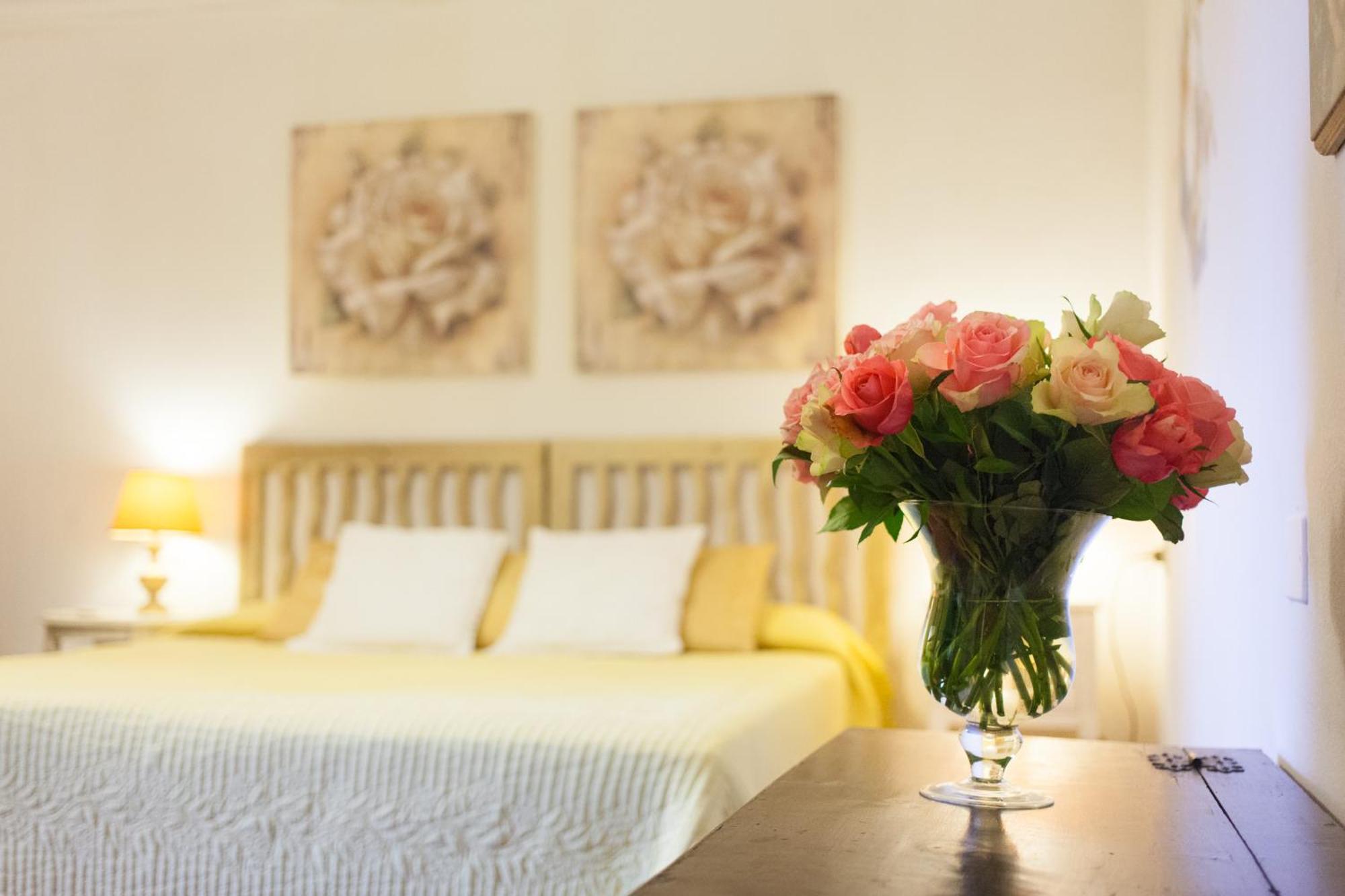 Casa Matilde Bed & Breakfast Mommio Phòng bức ảnh