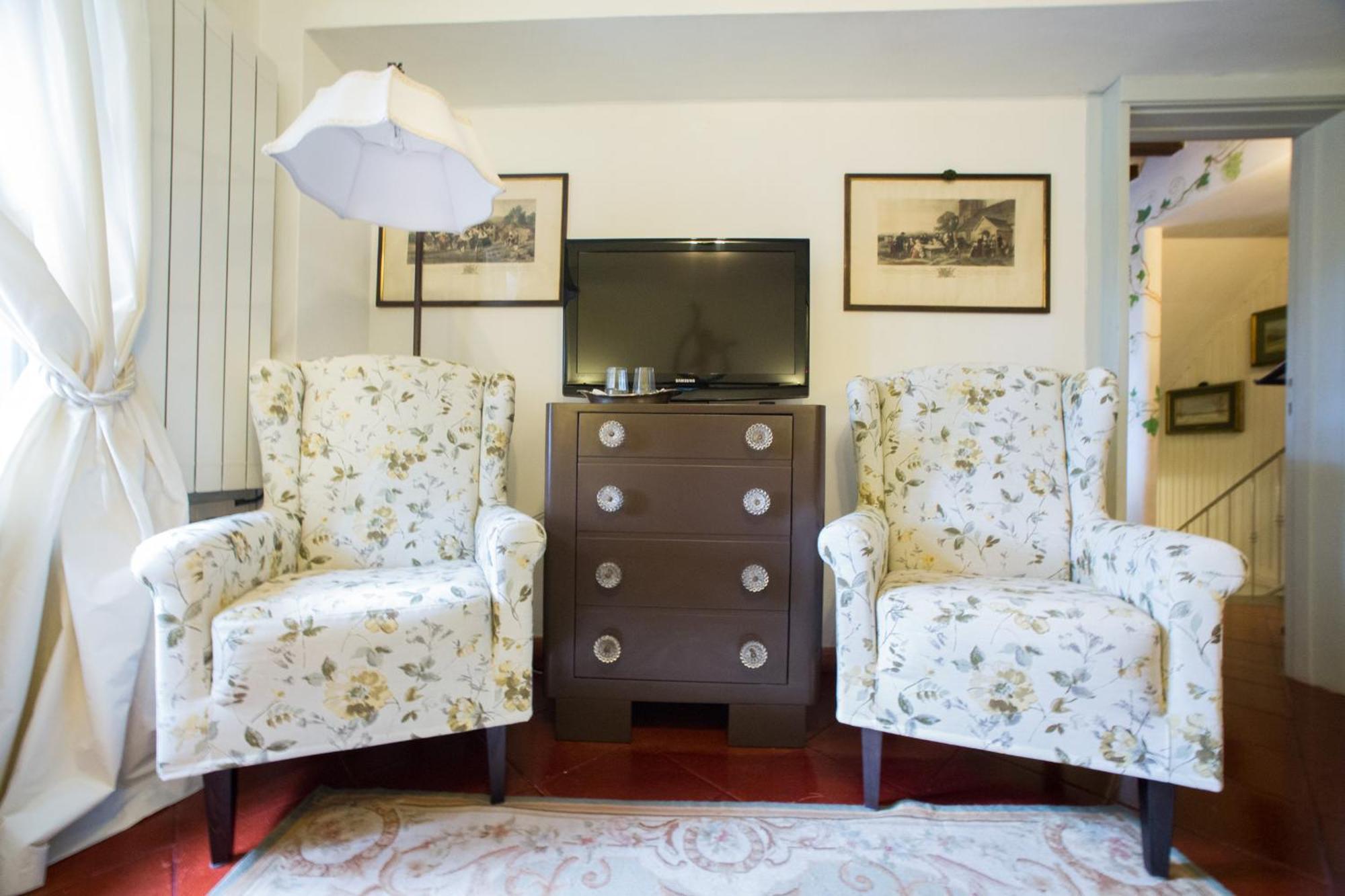 Casa Matilde Bed & Breakfast Mommio Phòng bức ảnh