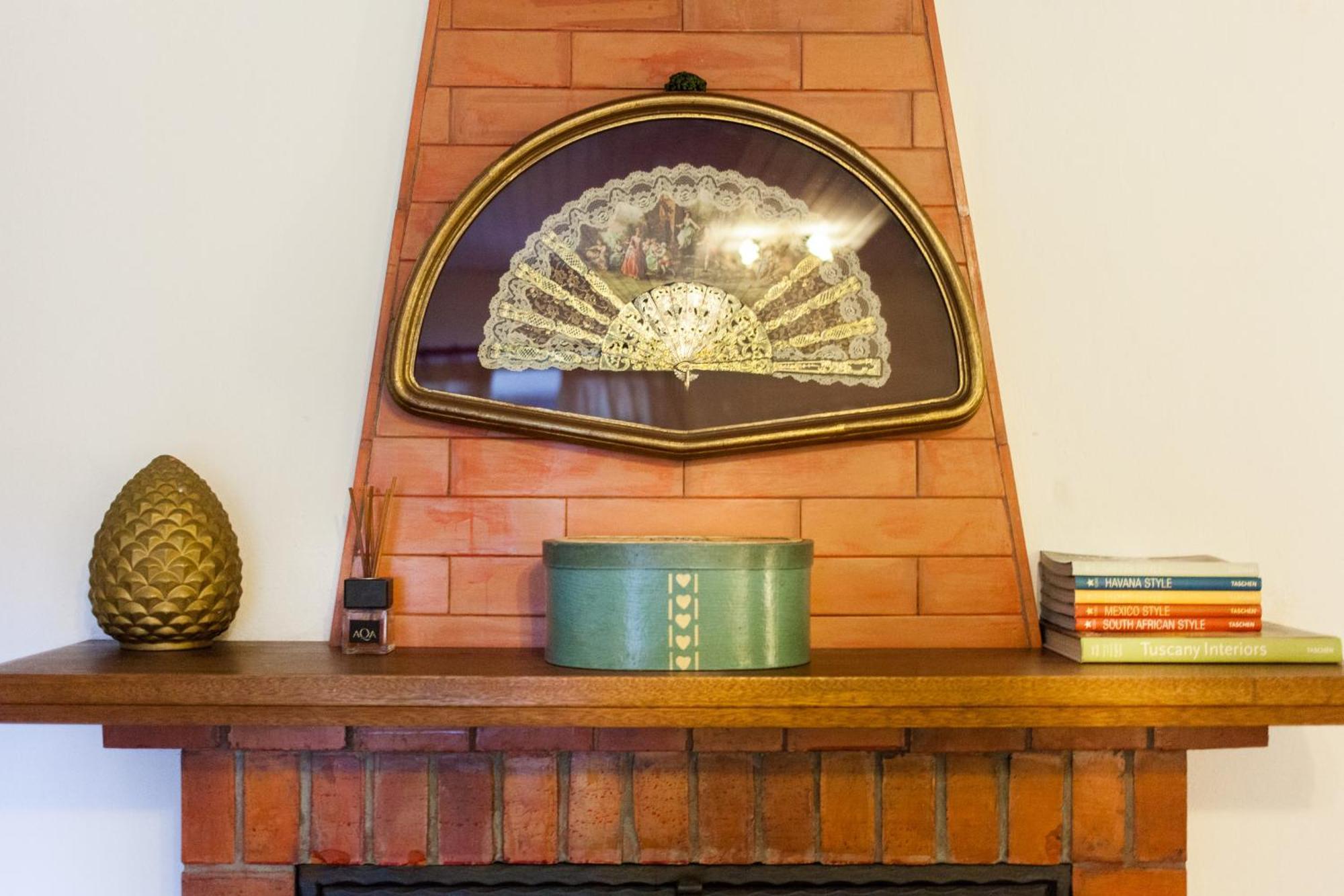 Casa Matilde Bed & Breakfast Mommio Phòng bức ảnh