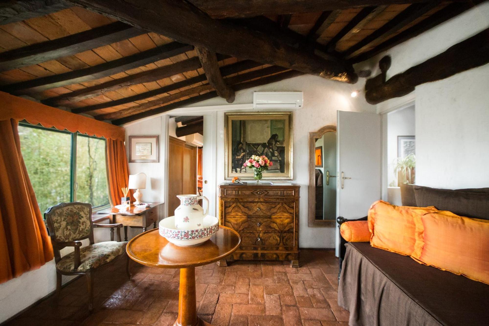 Casa Matilde Bed & Breakfast Mommio Phòng bức ảnh