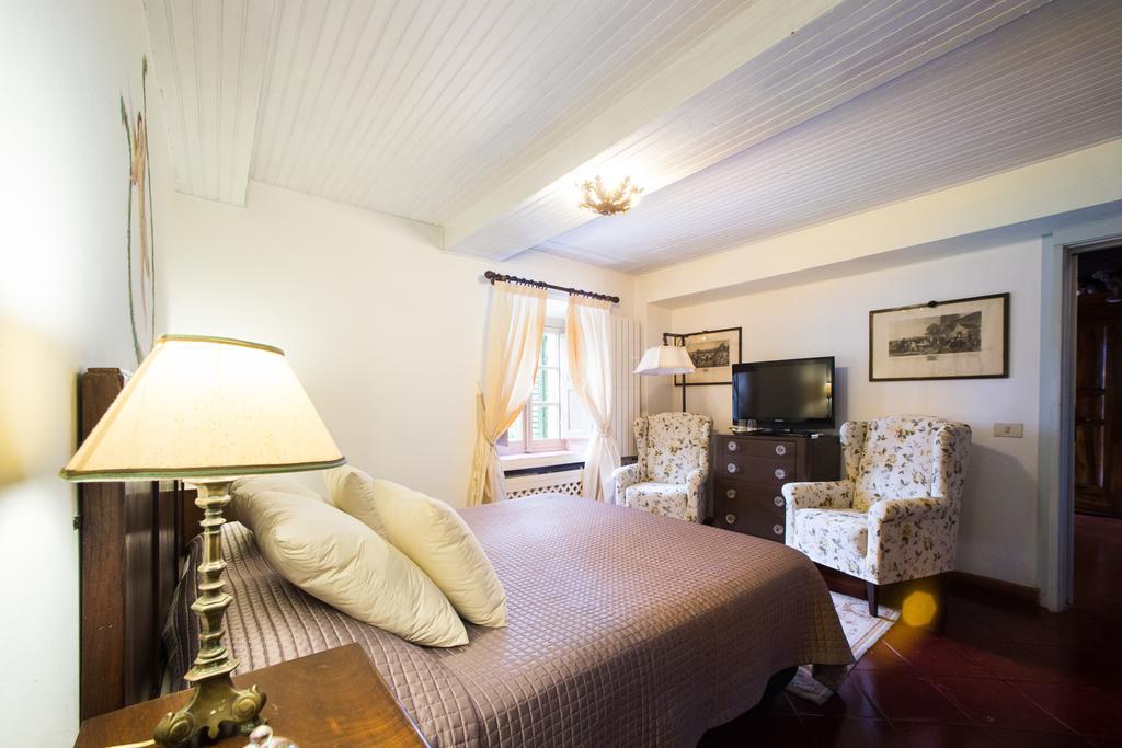 Casa Matilde Bed & Breakfast Mommio Phòng bức ảnh